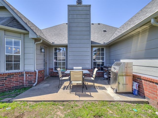 2012 E Princeton Street, Broken Arrow, OK 74012