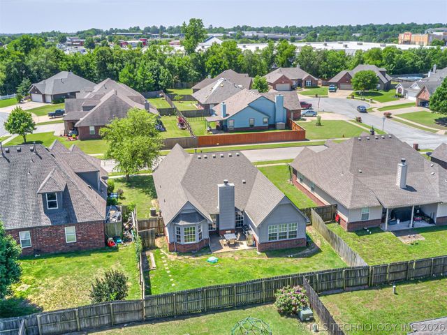 2012 E Princeton Street, Broken Arrow, OK 74012