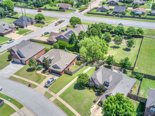 2012 E Princeton Street, Broken Arrow, OK 74012