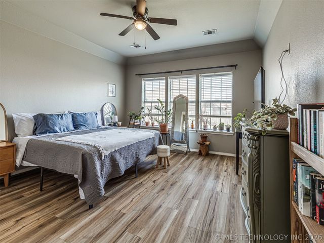 2012 E Princeton Street, Broken Arrow, OK 74012