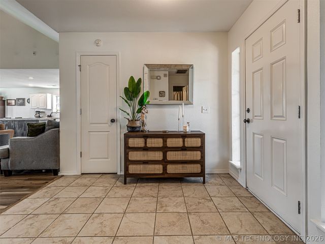 2012 E Princeton Street, Broken Arrow, OK 74012