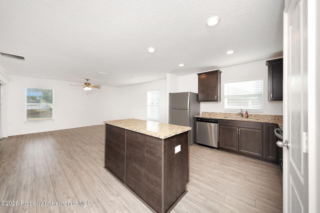 8646 Pinetop Ridge Lane, Brooksville, FL 34613