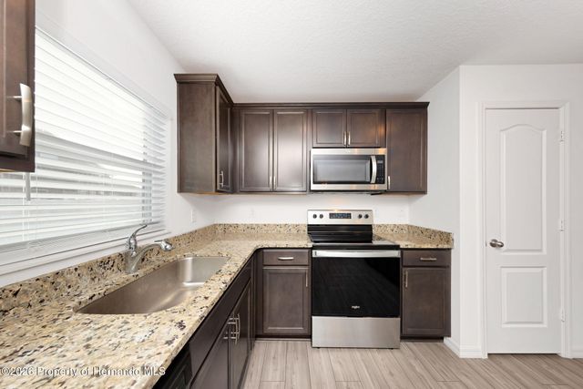 8646 Pinetop Ridge Lane, Brooksville, FL 34613