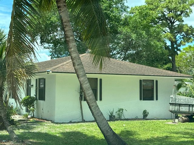 2180 46th Terrace S, West Palm Beach, FL 33415