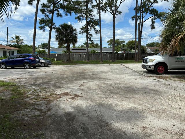 2180 46th Terrace S, West Palm Beach, FL 33415
