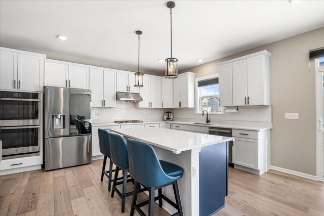 11306 Kinney Way, Huntley, IL 60142