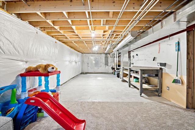 11306 Kinney Way, Huntley, IL 60142