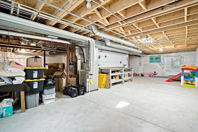 11306 Kinney Way, Huntley, IL 60142