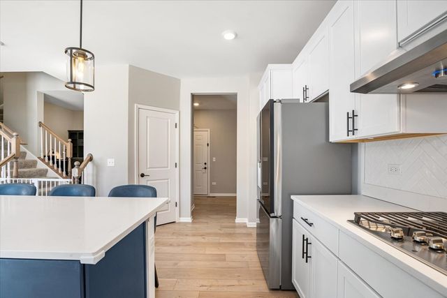 11306 Kinney Way, Huntley, IL 60142