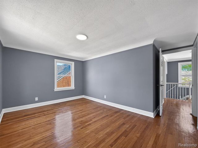 16608 Fenmore Street, Detroit, MI 48235