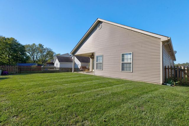 126 Seth Way, Georgetown, KY 40324