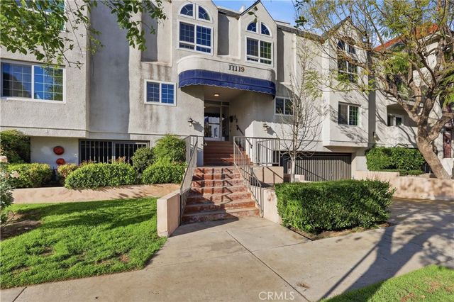 11119 Camarillo 110, North Hollywood, CA 91602