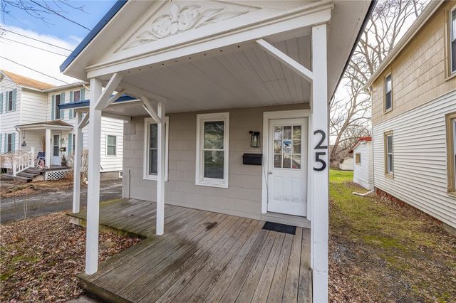 25 Grove Street, Geneva City, NY 14456