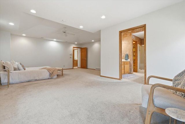 22231 STONEYBROOK Drive, Council Bluffs, IA 51503