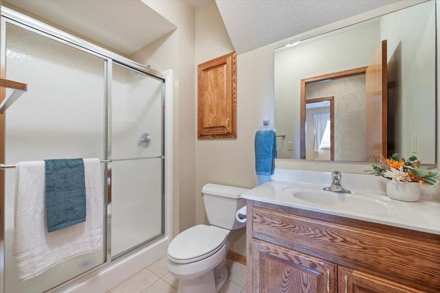 22231 STONEYBROOK Drive, Council Bluffs, IA 51503