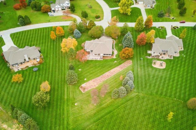 22231 STONEYBROOK Drive, Council Bluffs, IA 51503