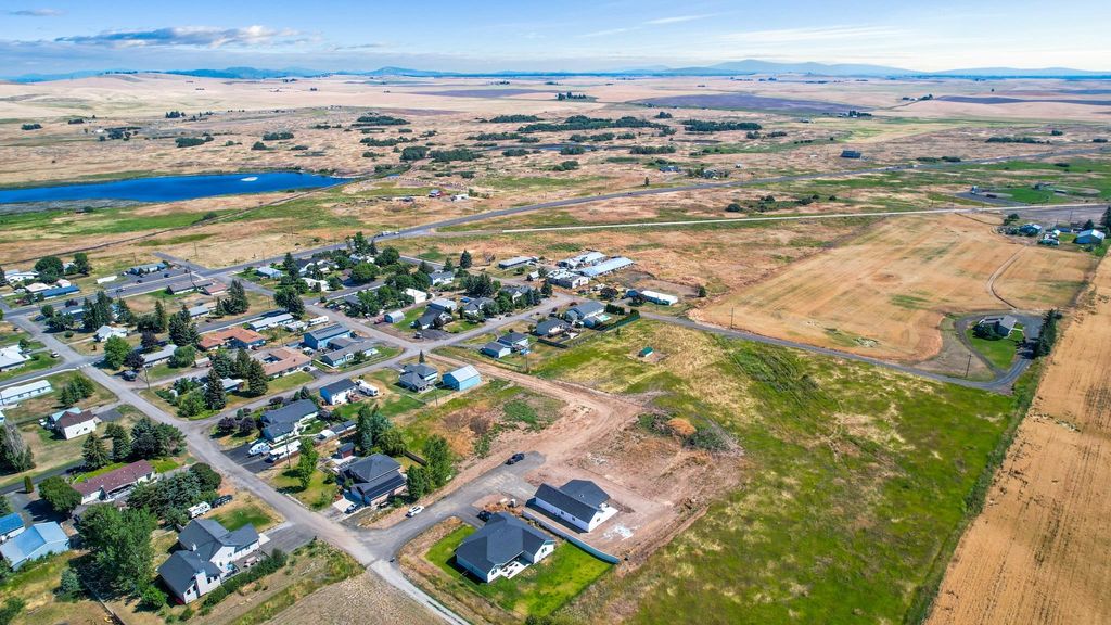 NKA 1 E Summit St, Reardan, WA 99029