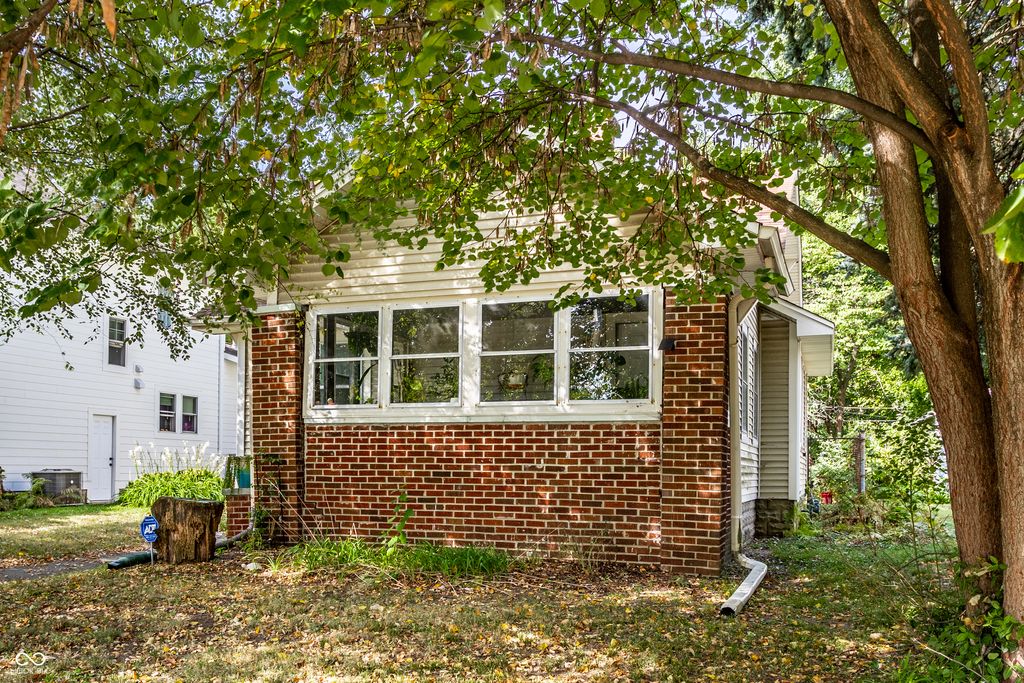 4452 Winthrop Avenue, Indianapolis, IN 46205