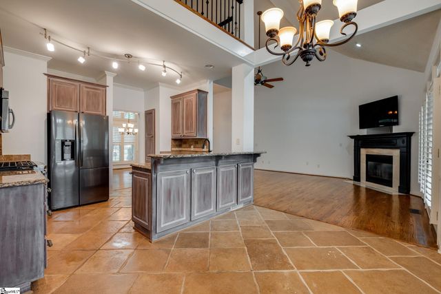 9 Kingsbury Way, Greenville, SC 29617
