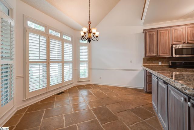 9 Kingsbury Way, Greenville, SC 29617