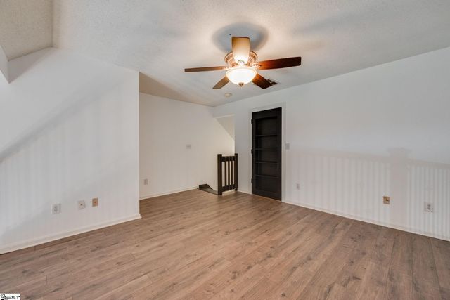 9 Kingsbury Way, Greenville, SC 29617