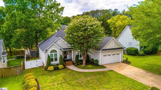 9 Kingsbury Way, Greenville, SC 29617