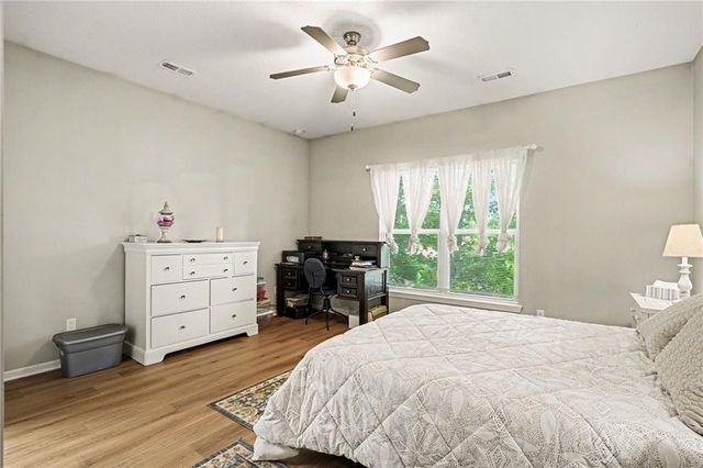 7728 NW 124th Street, Kansas City, MO 64163