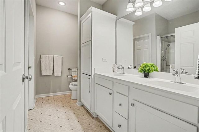 7728 NW 124th Street, Kansas City, MO 64163
