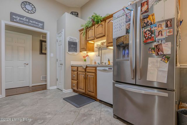 8506 Hunting Stock Pl, Louisville, KY 40291