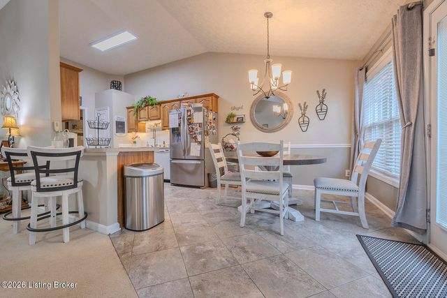 8506 Hunting Stock Pl, Louisville, KY 40291