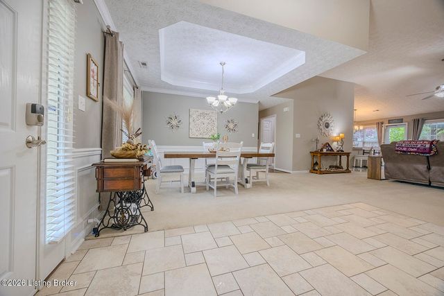 8506 Hunting Stock Pl, Louisville, KY 40291