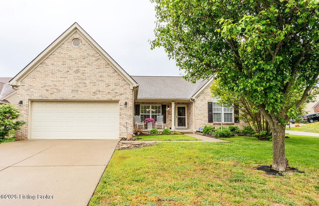 8506 Hunting Stock Pl, Louisville, KY 40291