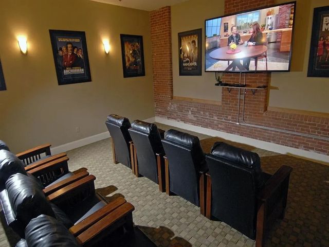 413 CENTRAL Avenue 8-138, Pawtucket, RI 02861