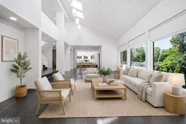 7545 POTOMAC FALL RD, Mclean, VA 22102