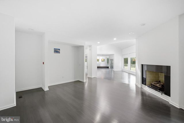 7545 POTOMAC FALL RD, Mclean, VA 22102