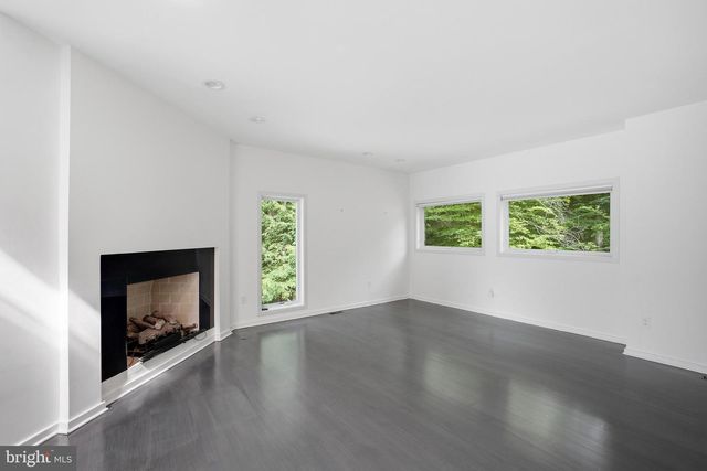 7545 POTOMAC FALL RD, Mclean, VA 22102