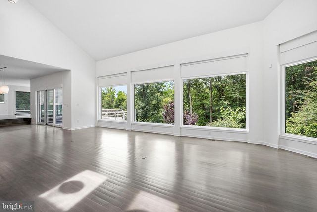 7545 POTOMAC FALL RD, Mclean, VA 22102