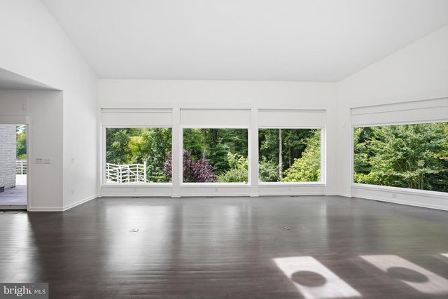 7545 POTOMAC FALL RD, Mclean, VA 22102