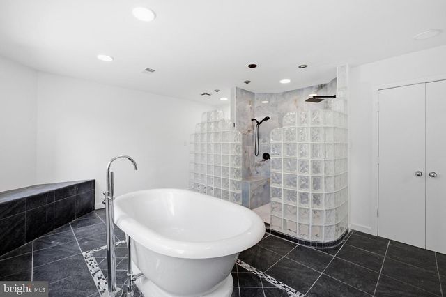 7545 POTOMAC FALL RD, Mclean, VA 22102
