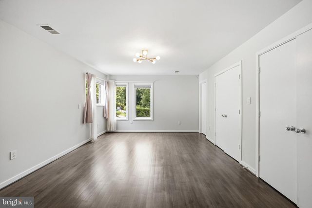 7545 POTOMAC FALL RD, Mclean, VA 22102