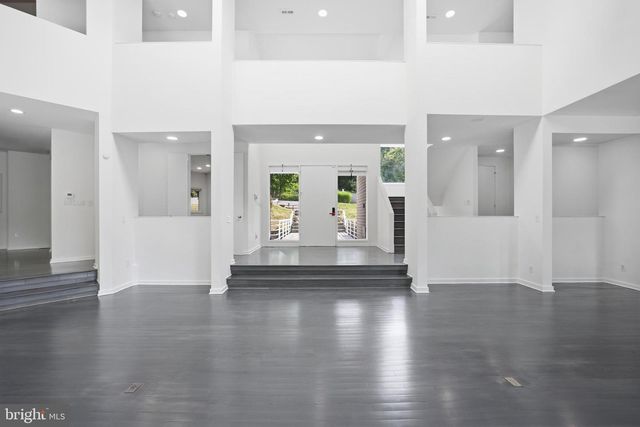 7545 POTOMAC FALL RD, Mclean, VA 22102