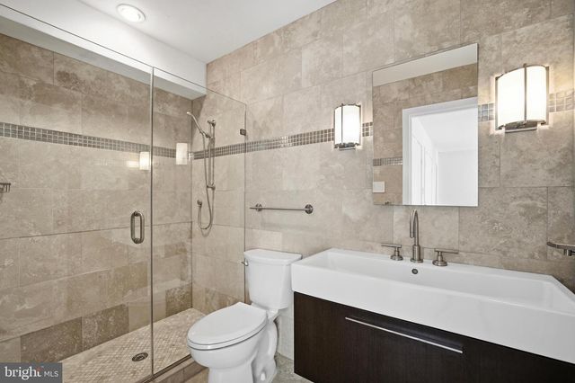 7545 POTOMAC FALL RD, Mclean, VA 22102