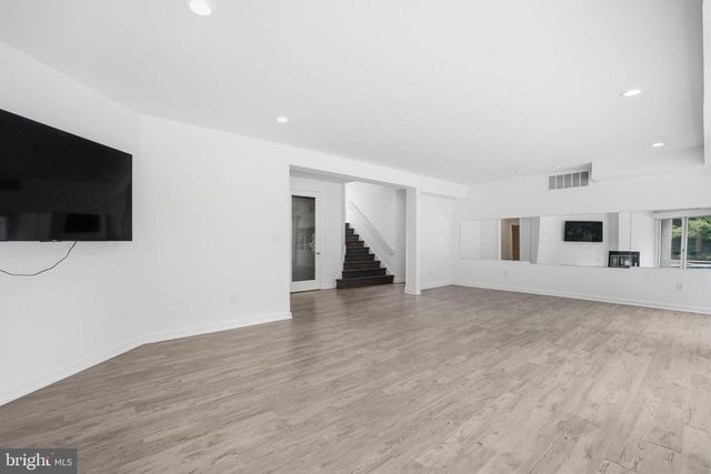 7545 POTOMAC FALL RD, Mclean, VA 22102