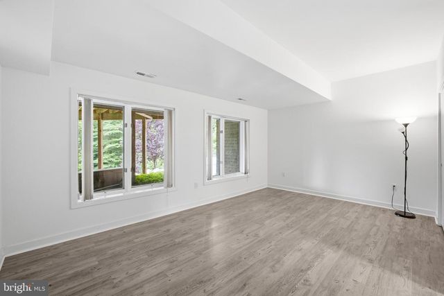 7545 POTOMAC FALL RD, Mclean, VA 22102