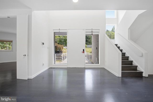 7545 POTOMAC FALL RD, Mclean, VA 22102