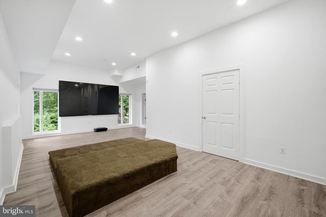 7545 POTOMAC FALL RD, Mclean, VA 22102