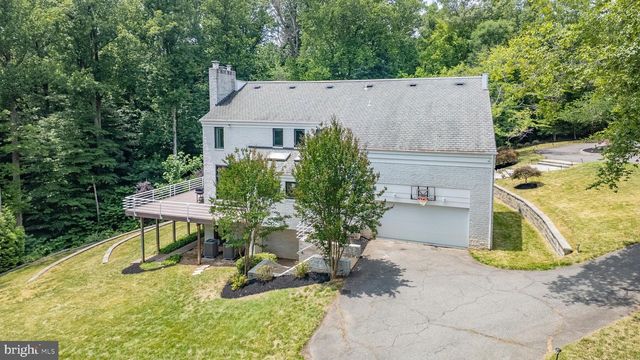 7545 POTOMAC FALL RD, Mclean, VA 22102