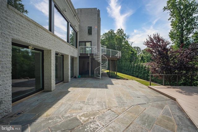 7545 POTOMAC FALL RD, Mclean, VA 22102