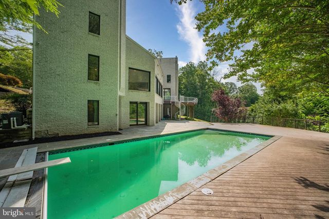 7545 POTOMAC FALL RD, Mclean, VA 22102
