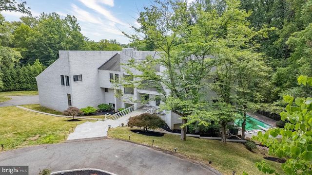 7545 POTOMAC FALL RD, Mclean, VA 22102